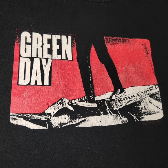 Green Day Shirt - Picture 8 of 8